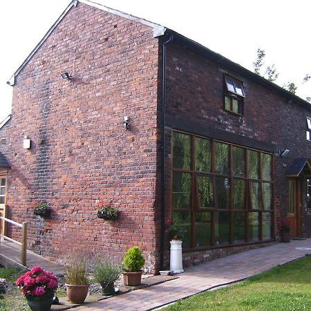 Brook Barn B&B Хейл Екстериор снимка