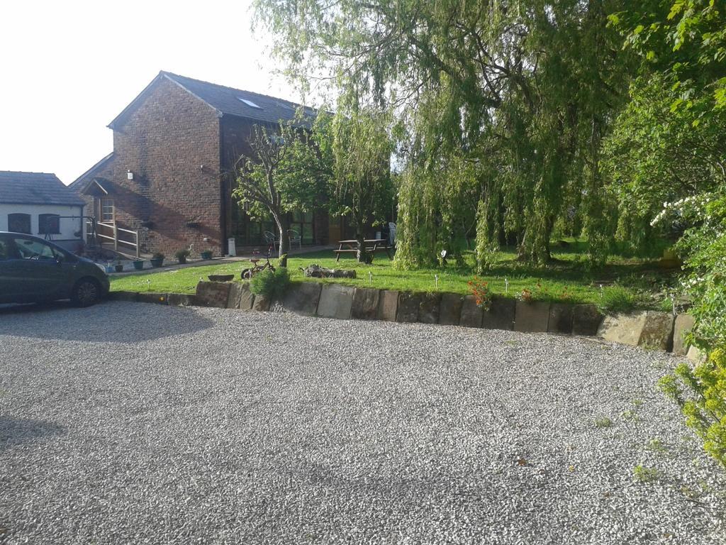Brook Barn B&B Хейл Екстериор снимка
