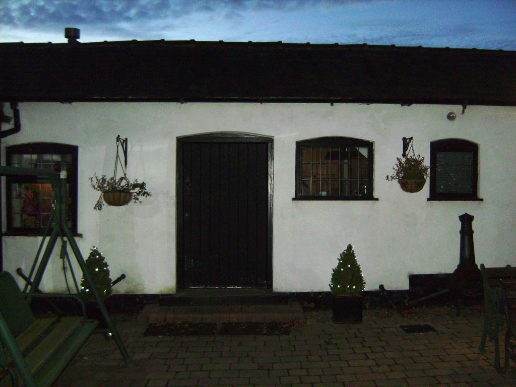 Brook Barn B&B Хейл Екстериор снимка