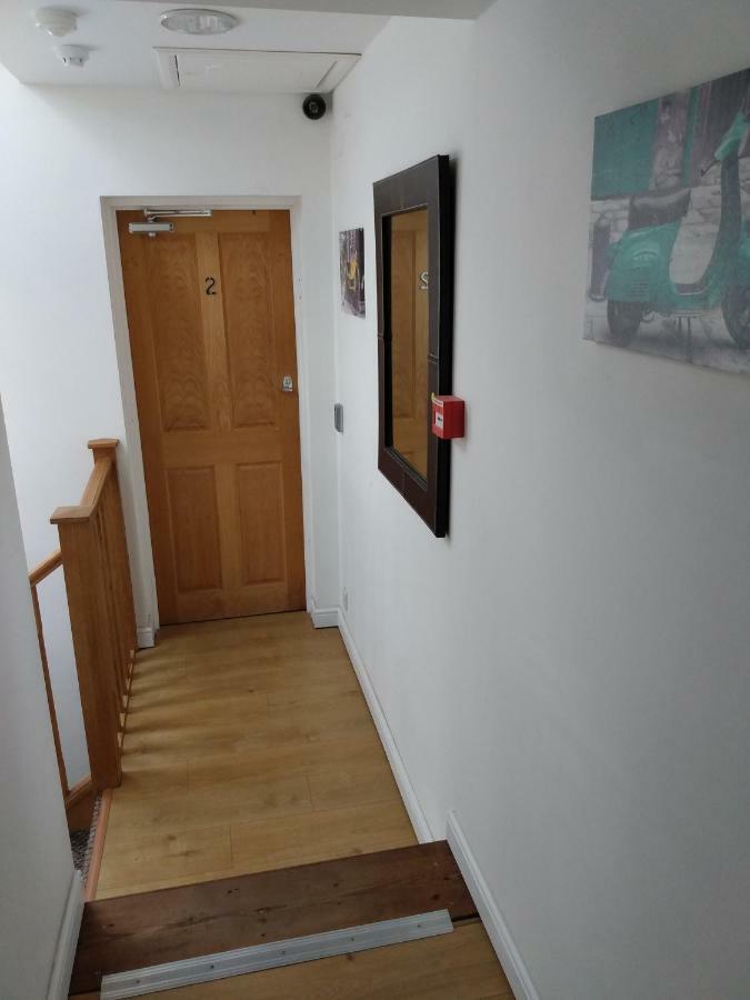 Brook Barn B&B Хейл Екстериор снимка